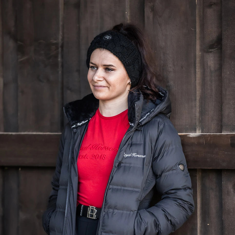 Schöne Winterjacke in Schwarz für Damen von Royal Horsemen